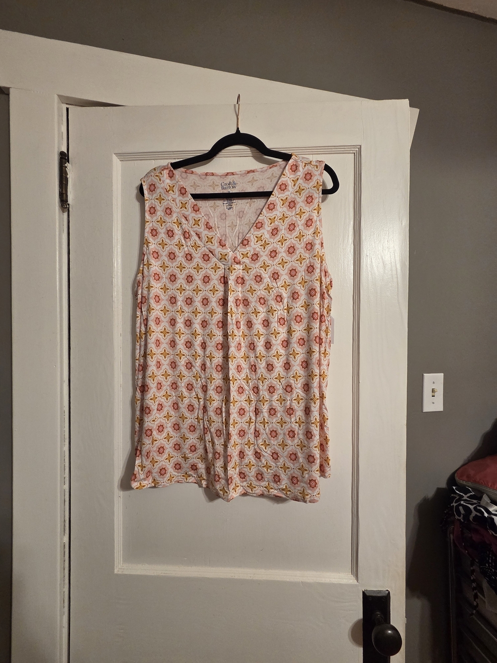 croft & barrow White Sleeveless V-Neck Top with Yellow and Pink Pattern